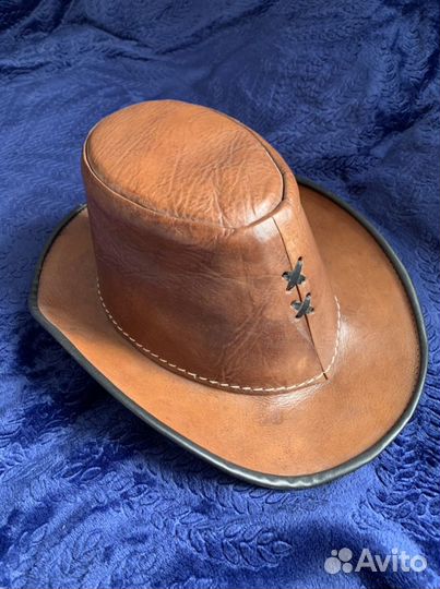 Кожаная шляпа