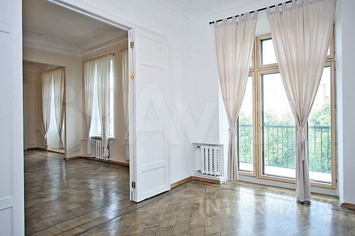 5-к. квартира, 167 м², 4/7 эт.