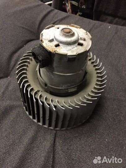 Мотор печки Mercedes-Benz Gl-Class X164 M273