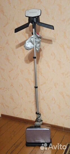 Отпариватель для одежды вертикальный