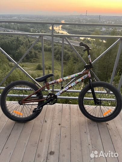 Трюковой велосипед bmx