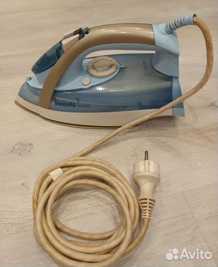 Утюг Philips GC3320