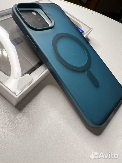 Чехол противоударный на iPhone 13 pro max