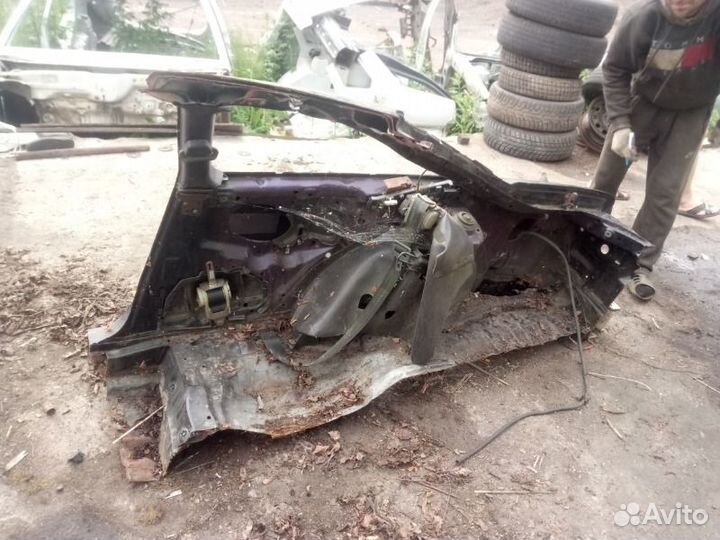 Крыло заднее правое Ford Probe 2 купе 3дв 2.5 V6