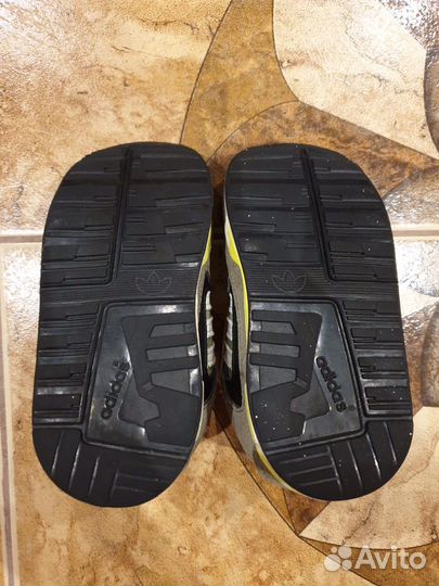 Кроссовки детские adidas