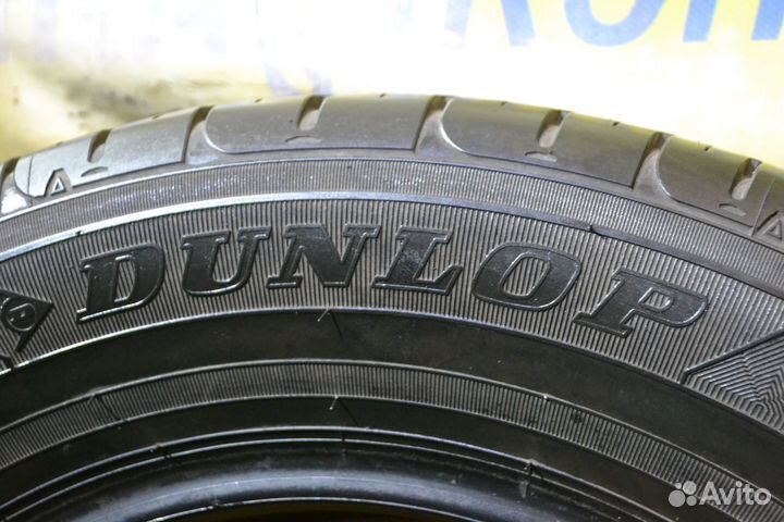 Dunlop Enasave RV504 215/65 R16