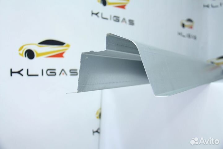 Кузовной порог Mazda 3 BK