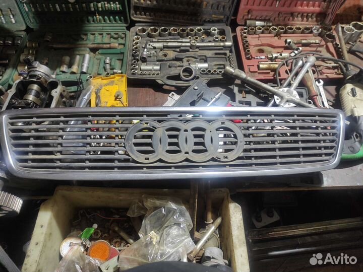 Решетка в капот ауди а8д2 дорест