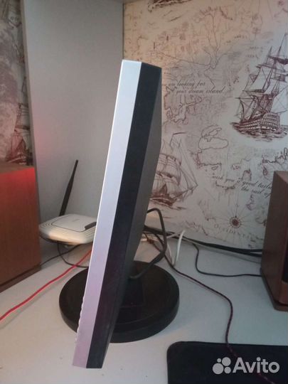 Монитор Samsung SyncMaster 2023nw 20