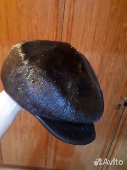 Меховая мужская кепка