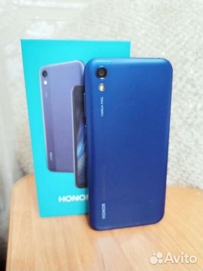 Телефон honor 8s