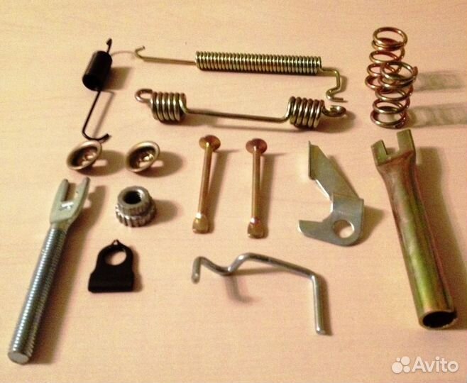 Ремкомплект тормозных колодок Daewoo Nexia правый