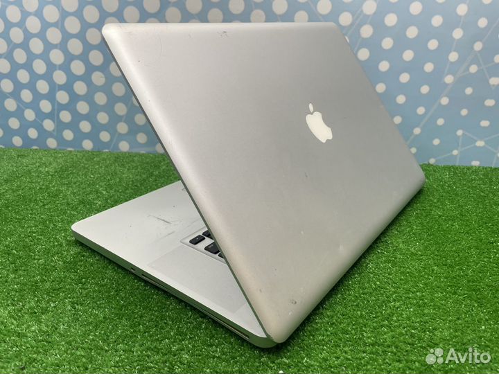 MacBook Pro 17