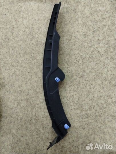 Кронштейн бампера передний левый Renault Megane 2