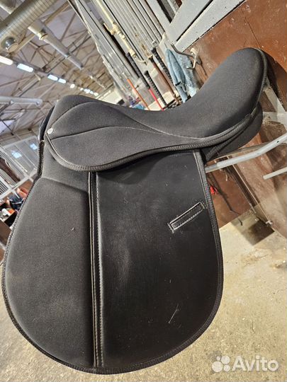 Седло для лошади универсальное