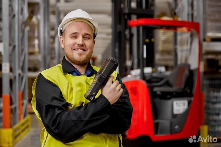 Комплектовщик (работа на складе)