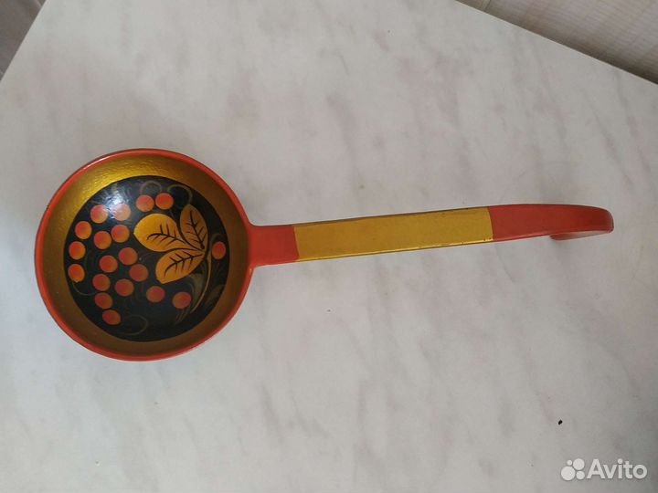 Ваза маленькая. Половник хохлома