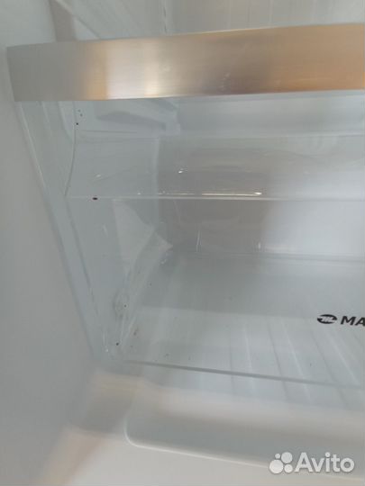 Холодильник с инвертором maunfeld MFF177NFW