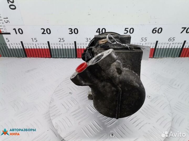 Компрессор кондиционера Nissan Juke YF15 2014