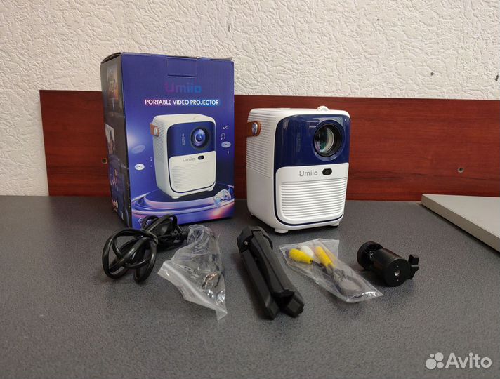 Новый проектор 1920x1080,Wi-Fi, hdmi, USB, Android