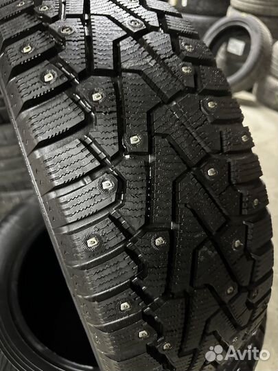 Pirelli Ice Zero 215/55 R17