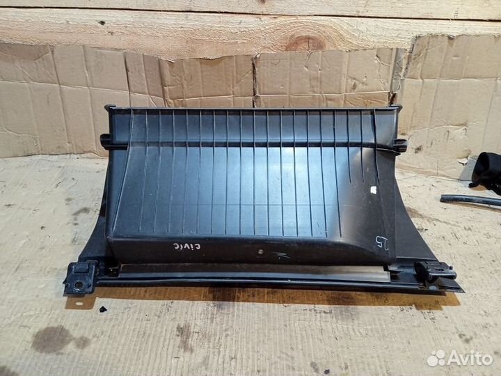 Бардачок Honda Civic