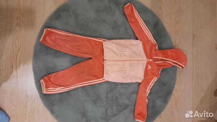 Спортивный костюм adidas для девочек