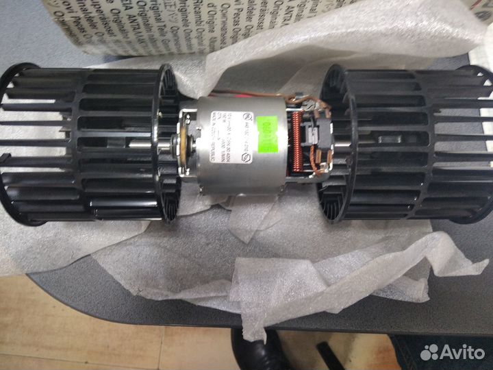 Электромотор вентилятора печки Felicia
