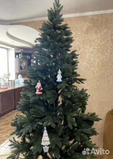 Искусственная елка новогодняя 210 см