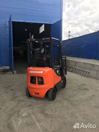Вилочный погрузчик DOOSAN D15S-5, 2006