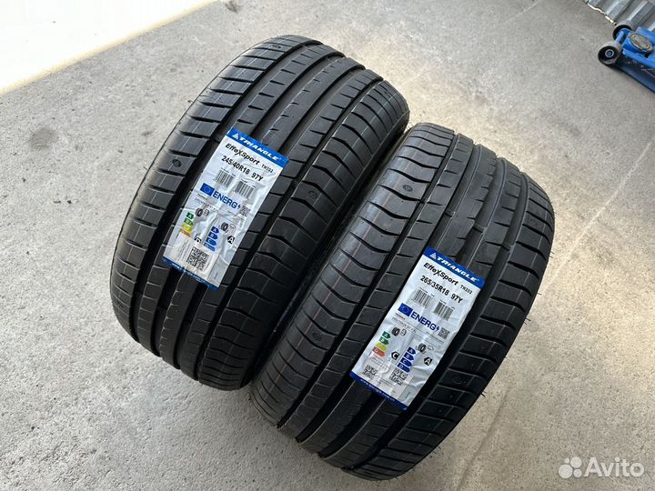 Triangle EffeXSport TH202 245/40 R18 и 265/35 R18 97Y