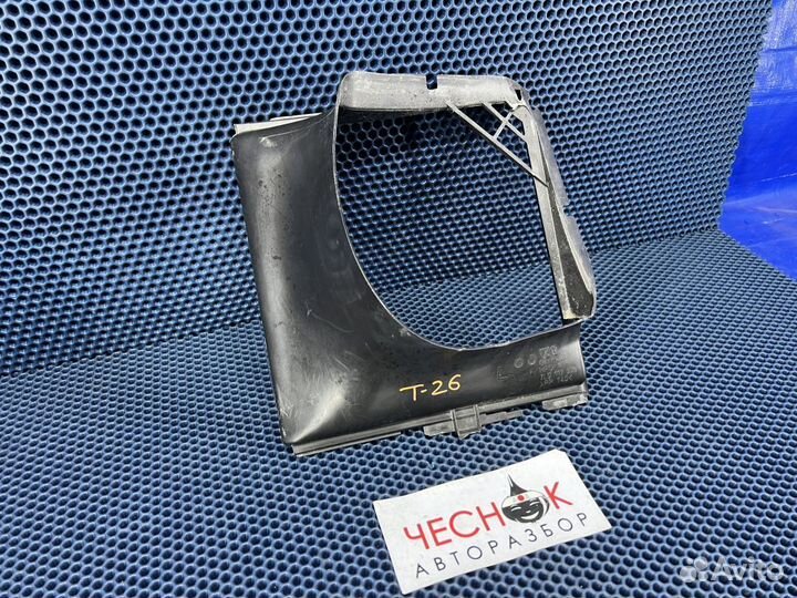 Воздуховод интеркулера левый задний VW Touareg 1