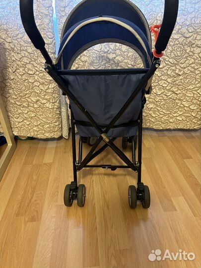 Коляска трость. Очень легкая и удобная