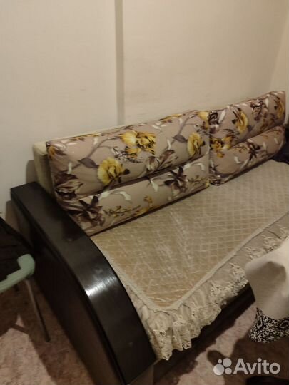 Продается Диван