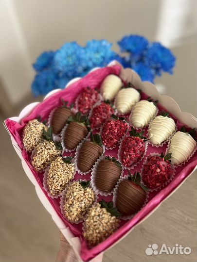 Клубника в шоколаде коробочка