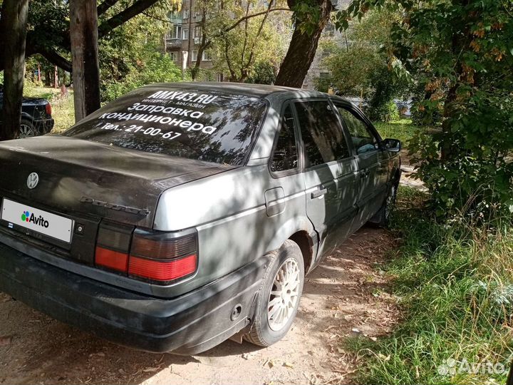 Volkswagen Passat, 1993