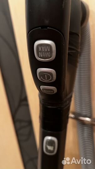 Пылесос Electrolux Z 8870 UltraOne с турбощеткой