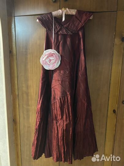 Платье на девочку