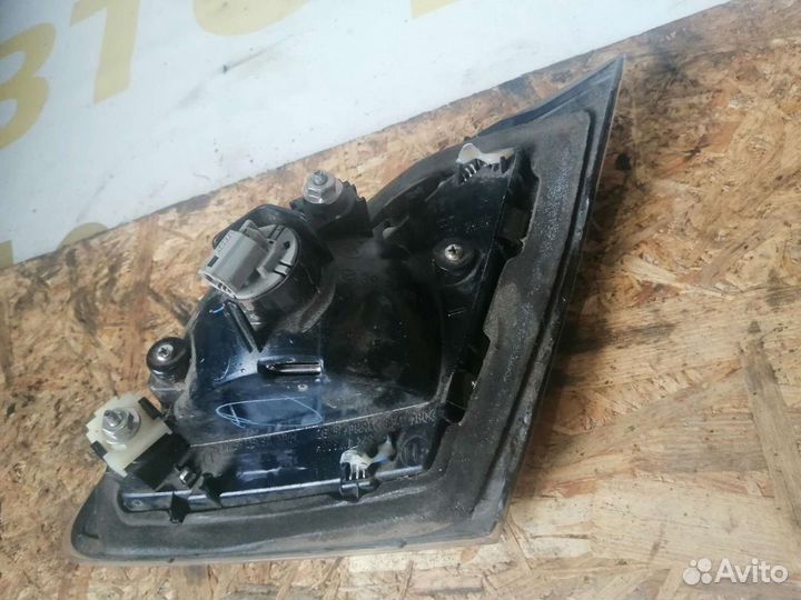 Фонарь левый внутренний Mazda 6 GH