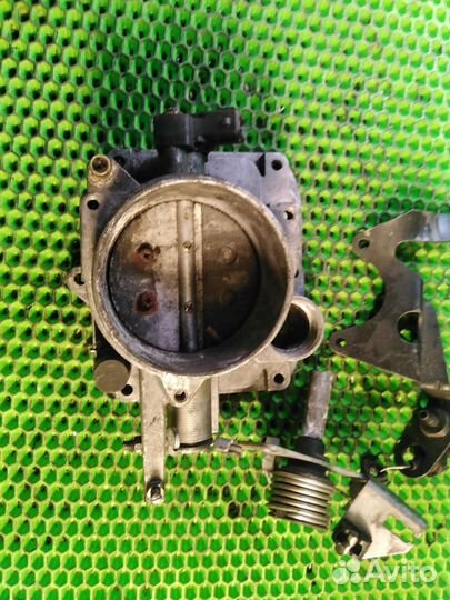 Заслонка дроссельная BMW 5-Series