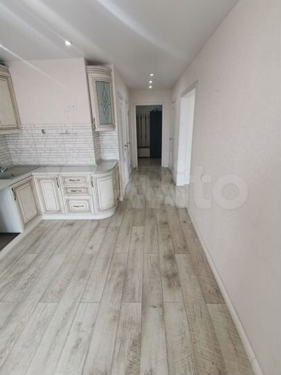 2-к. квартира, 62 м², 5/16 эт.