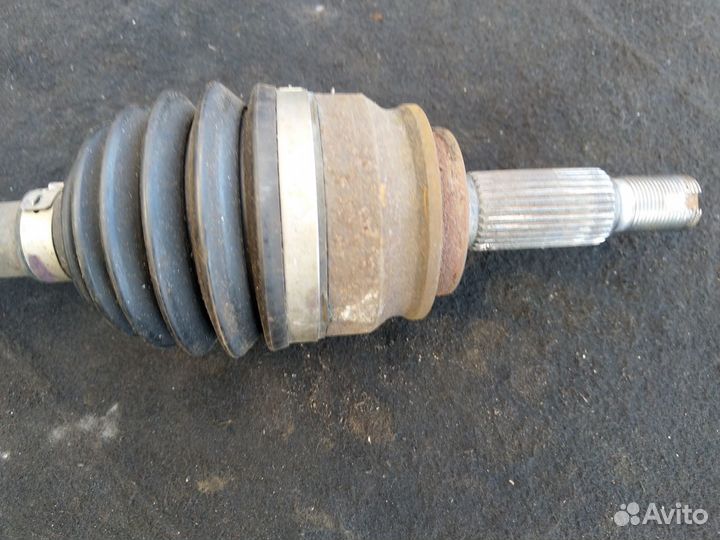 Привод передний правый митсубиси асх 4*4 2.0