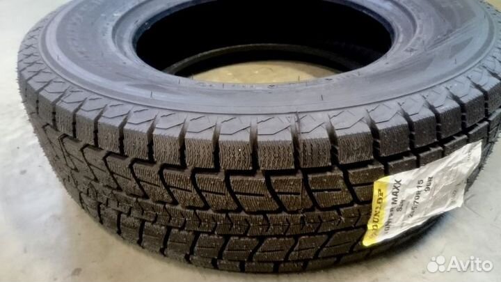 Dunlop Winter Maxx SJ8 265/70 R16 112R