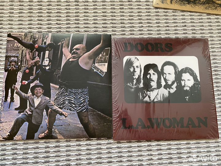 Виниловые пластинки the doors, black sabbath