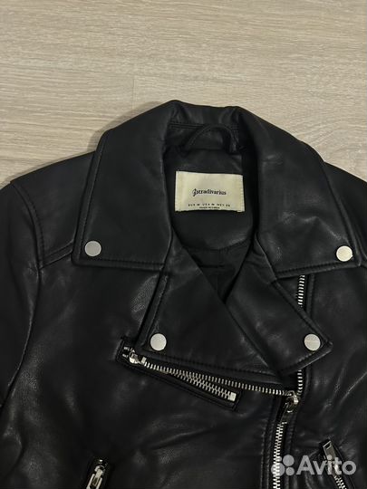 Кожаная куртка stradivarius