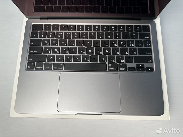 MacBook Air 13 2022 M2 256Gb Gray, 125 циклов