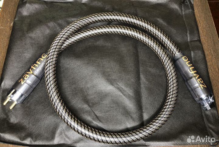 Силовой кабель Zavfino Legion 11AWG ofhc