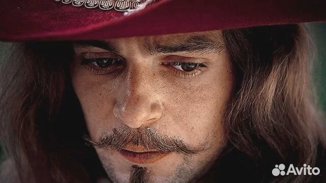 «Три мушкетера» Дюма с автографом Павла Баршак