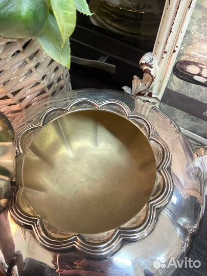 Молочник. Серебрение. Англия