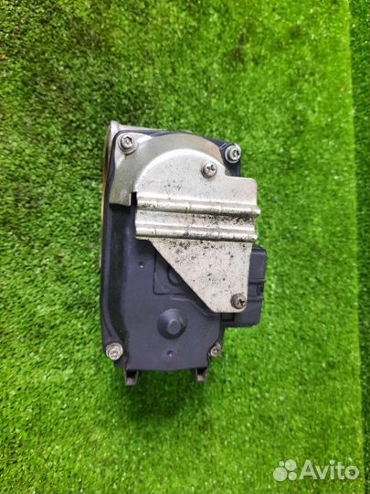 Дроссельная заслонка Mitsubishi Lancer CY4A 4B11